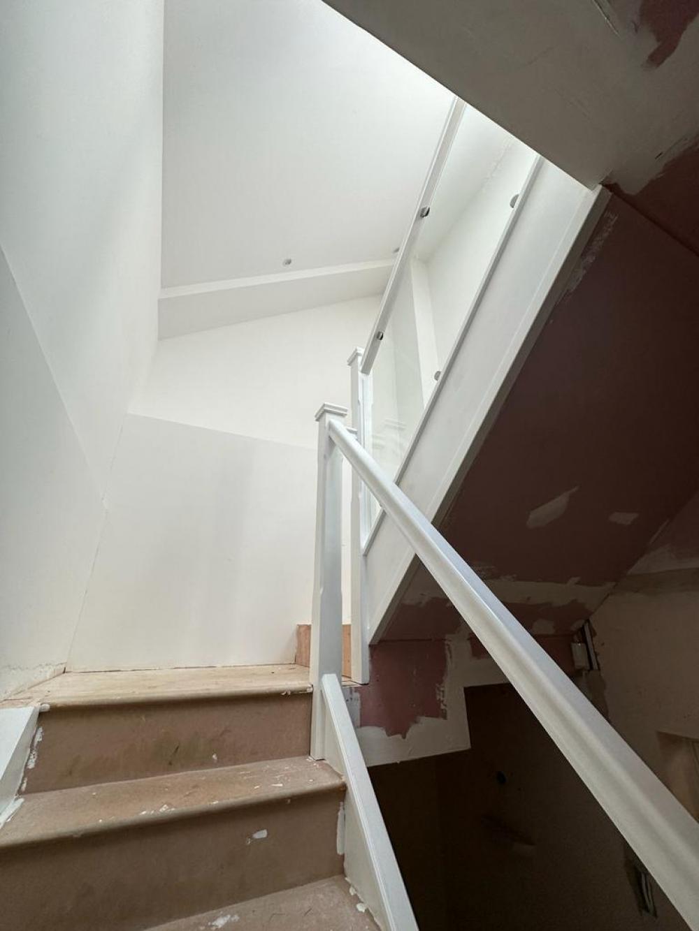 New Brent Street- image 20