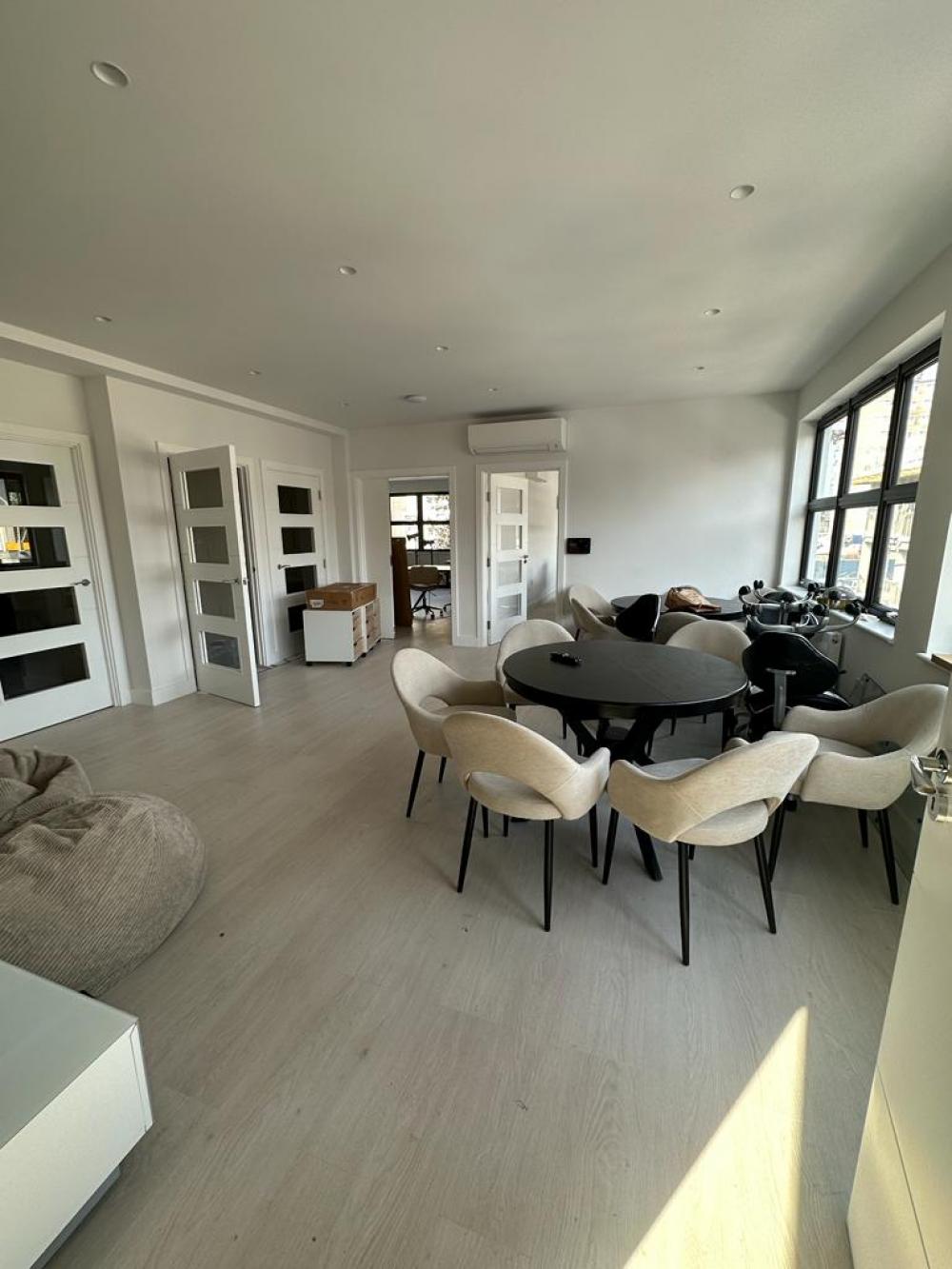 New Brent Street- image 22