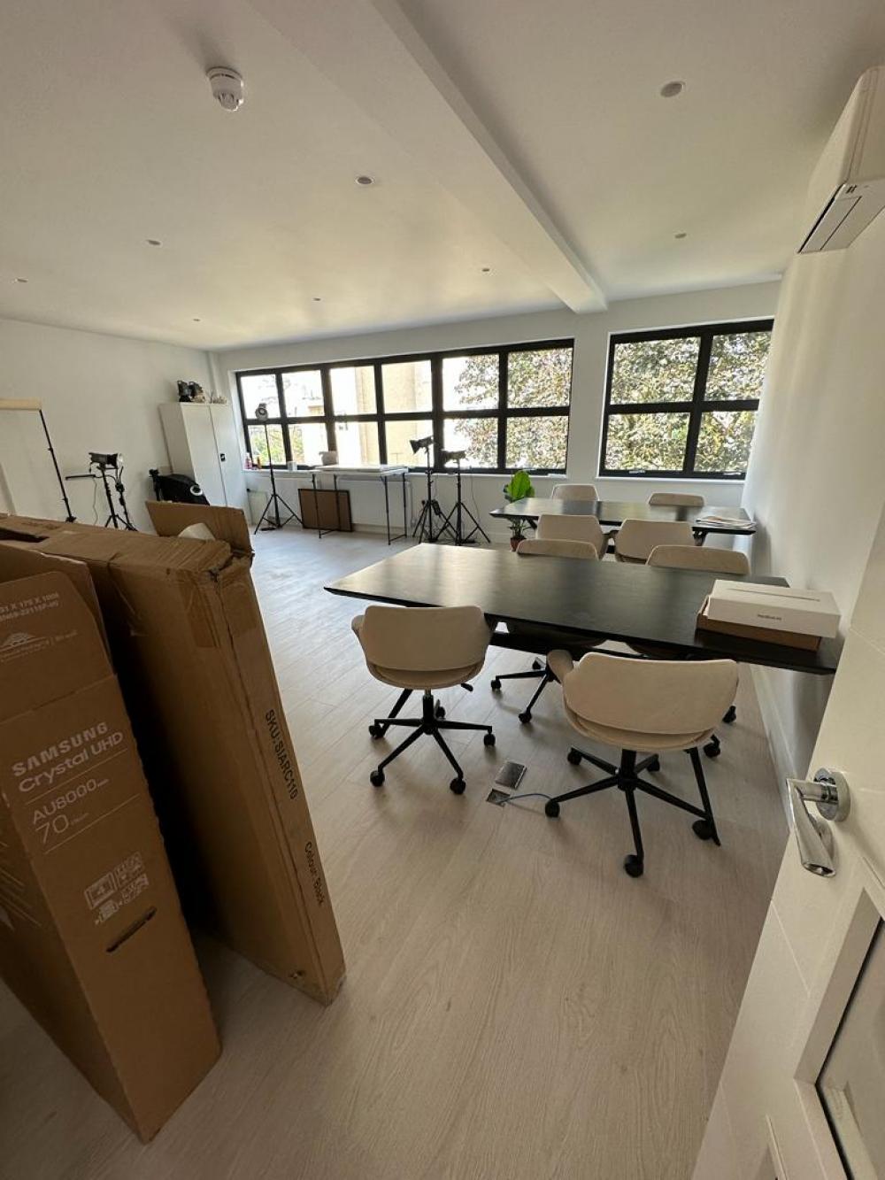 New Brent Street- image 21